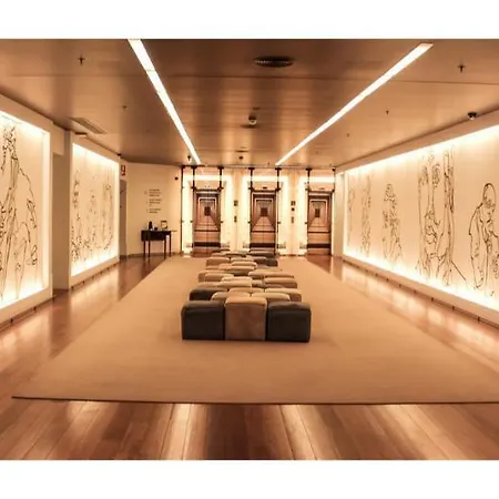 Holiday 4* Porto