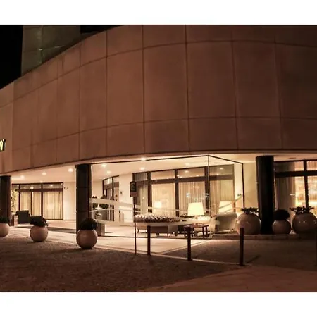 Holiday Hotel Porto