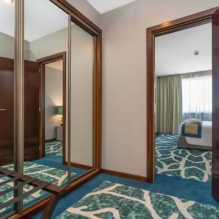 Hotel Holiday Porto